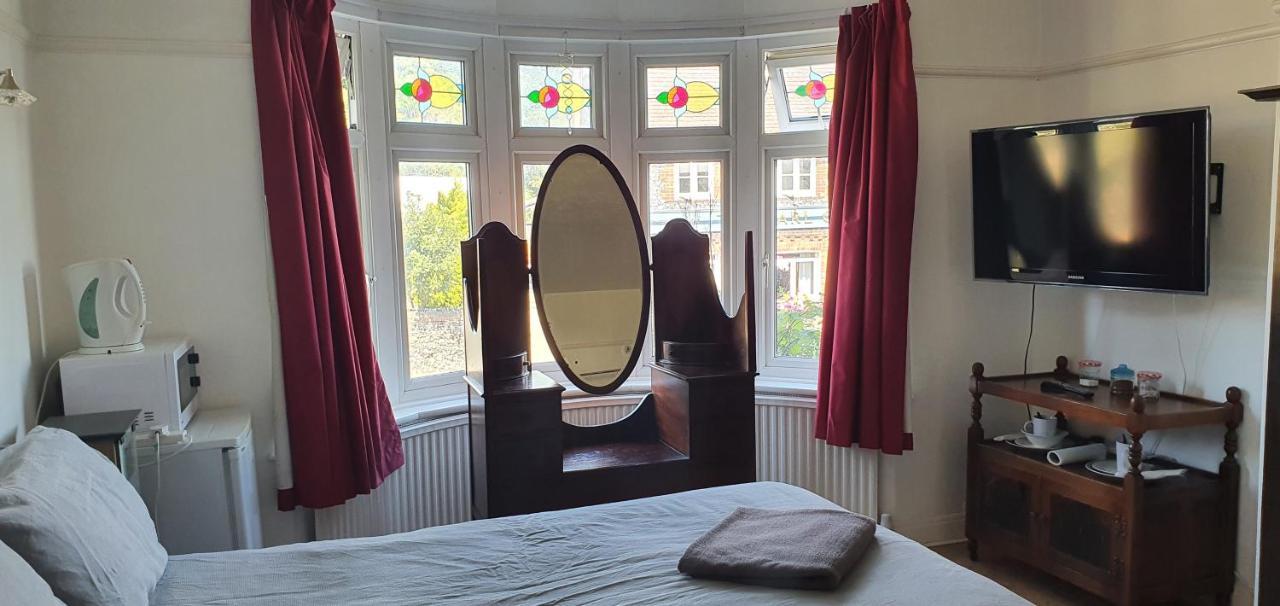 Private Rooms Just 19 Minutes From Central London Northfleet Exteriér fotografie